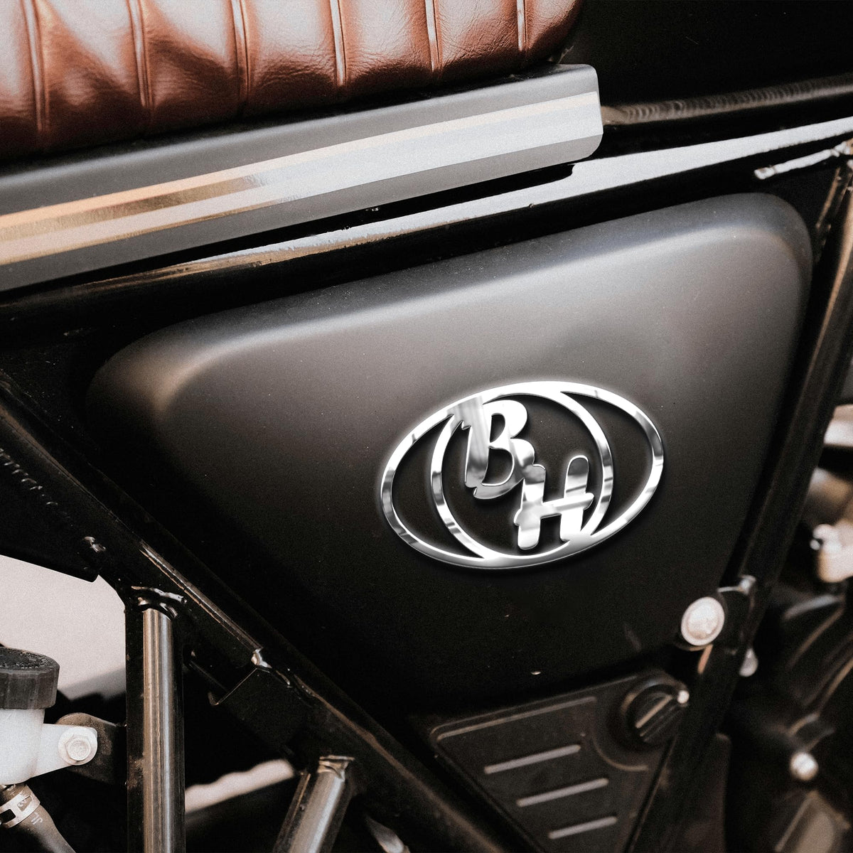 Initial Couple 02 custom metal car emblem - image 1